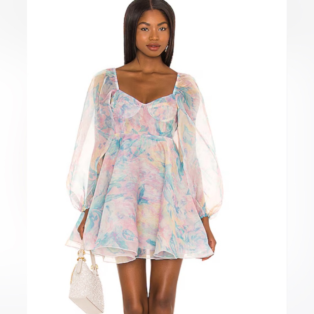 Iconic Selkie puff dress